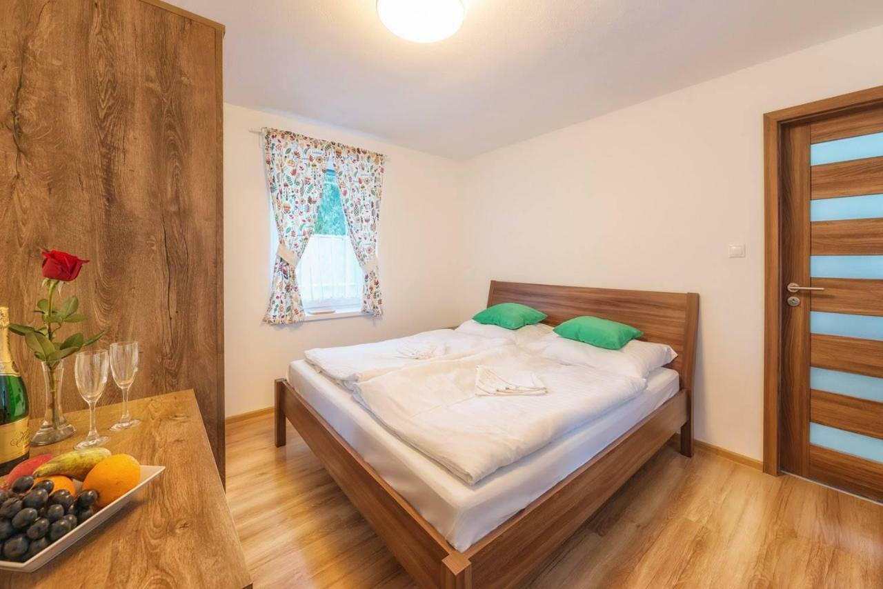 Chalet 3 Domky 182 เดมานอฟสกา โดลินา ภายนอก รูปภาพ